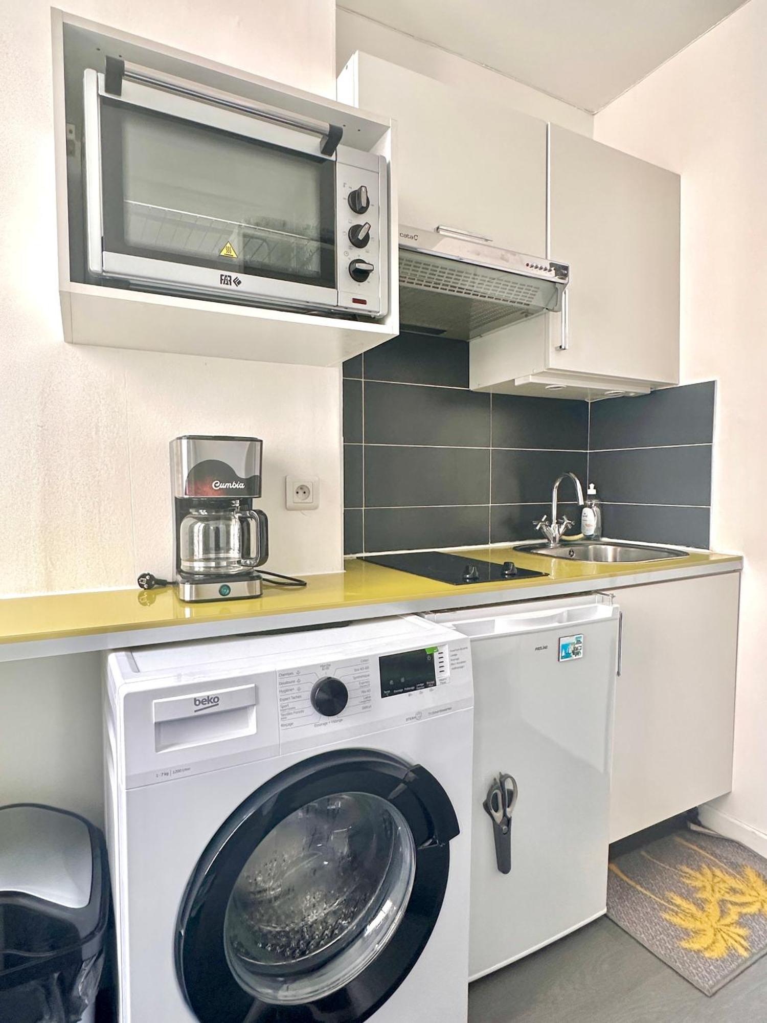 Comfortable And Secure Montmartre Berthe Apartamento París